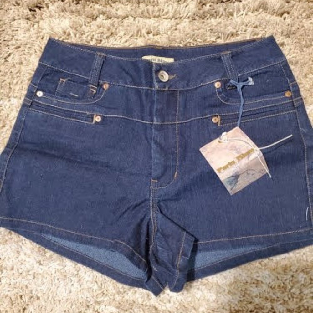 Paris Blues Dark Denim Short NWT Size 13 Junior